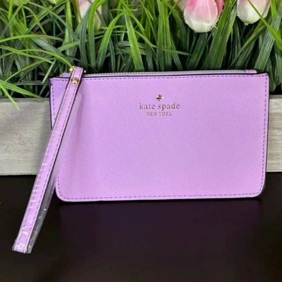 Kate Spade Wristlet Large NWT Light Purple - Picture 2 of 6